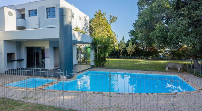 2 Bedroom Property for Sale in Knysna Western Cape